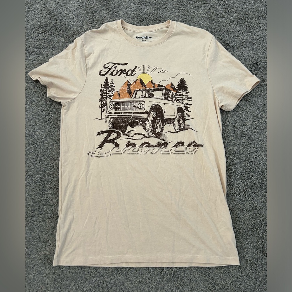 Goodfellow & Co. Tan Ford Bronco T-Shirt